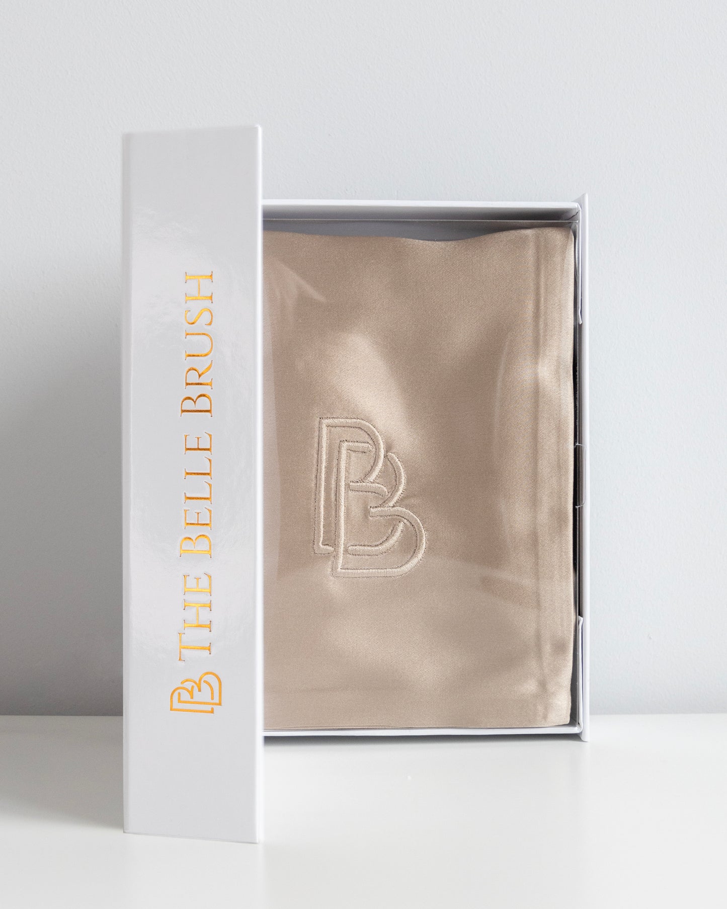 The Belle Brush Silk Pillowcase - Champagne