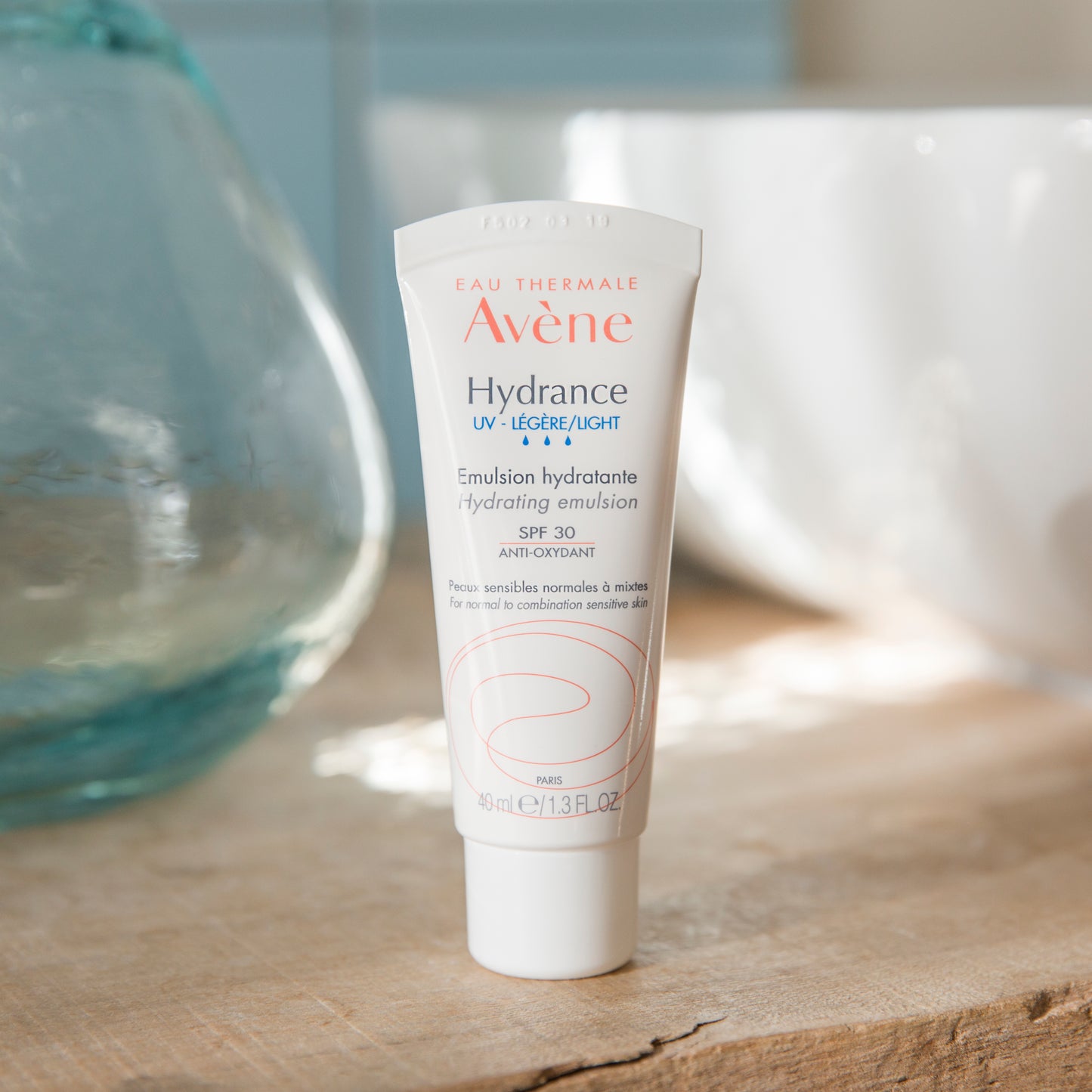 Avène Hydrance SPF30 Light Hydrating Emulsion for Dehydrated Skin