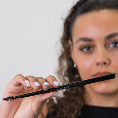 Illuminate by Shauna Bold Brow Applicator
