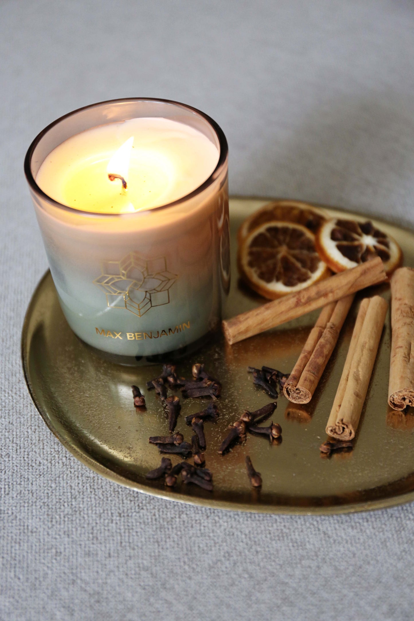 Max Benjamin Clove & Cinnamon Candle